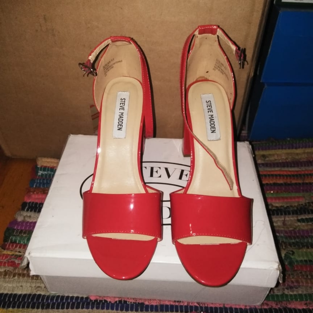 Steve madden 4" heel NWOT